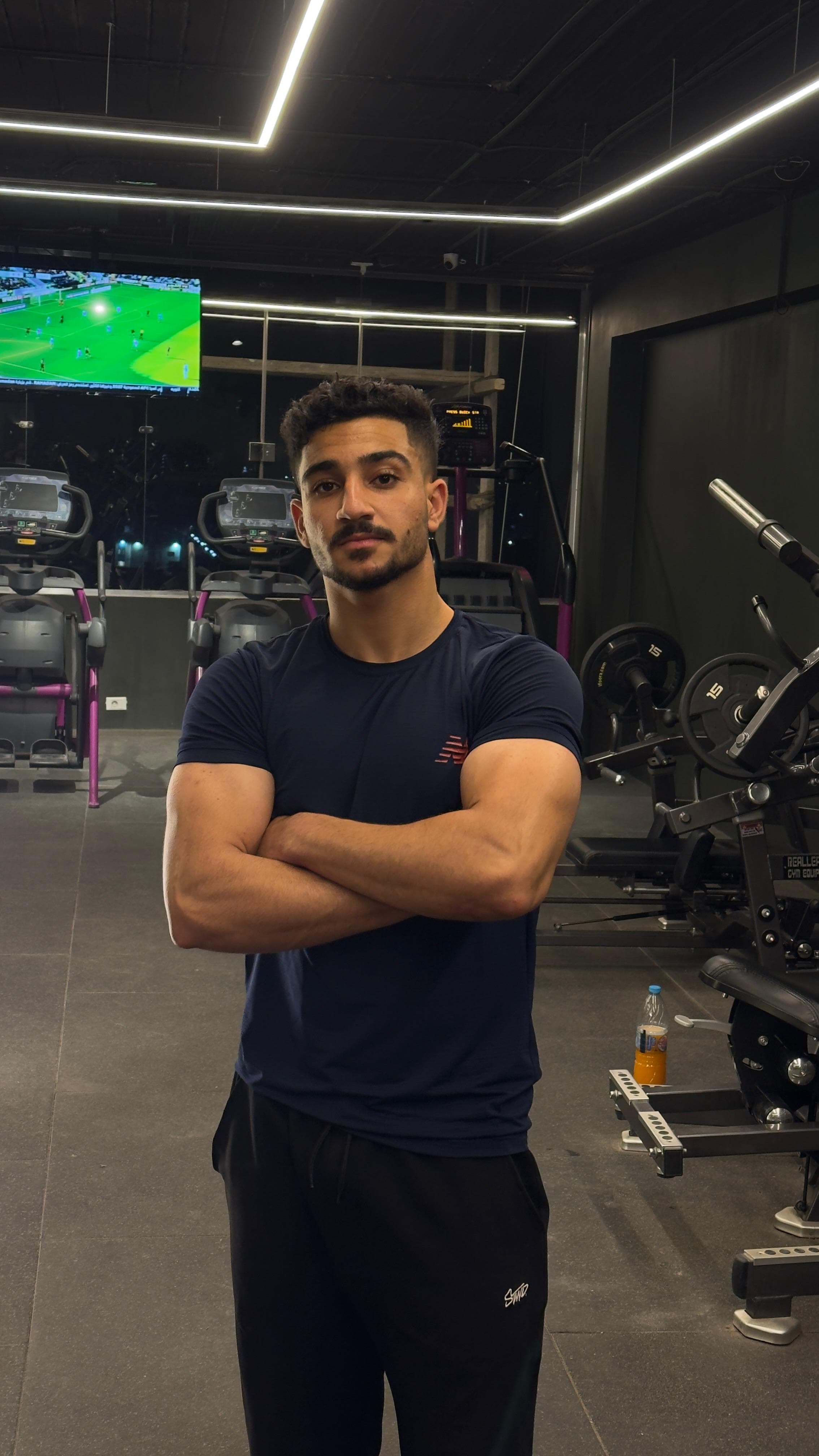 كابتن أحمد خالد
